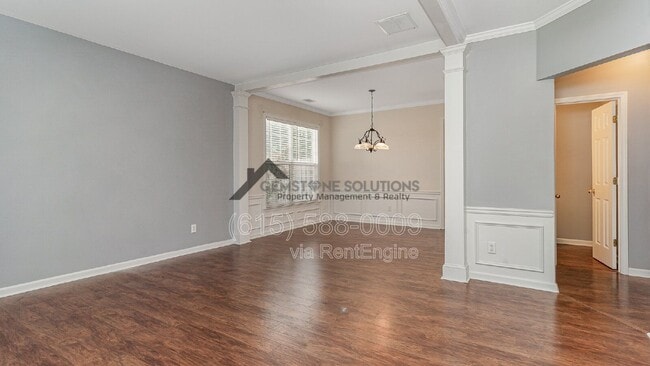 Photo - 144 Stanwick Dr House
