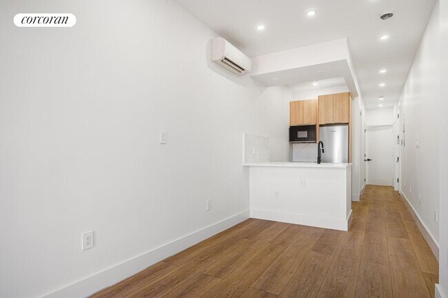 Foto del edificio - 266 Stagg St