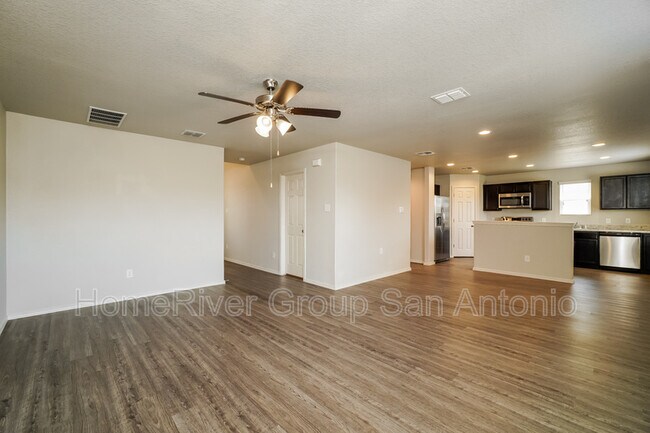 Foto del edificio - 9425 Apple Ridge Ln
