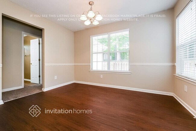 Foto del edificio - 145 Stoney Brook Way