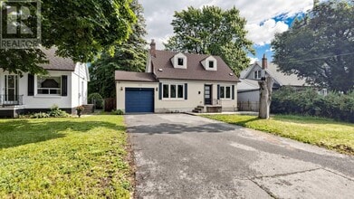 Building Photo - 103 Ruggles Ave