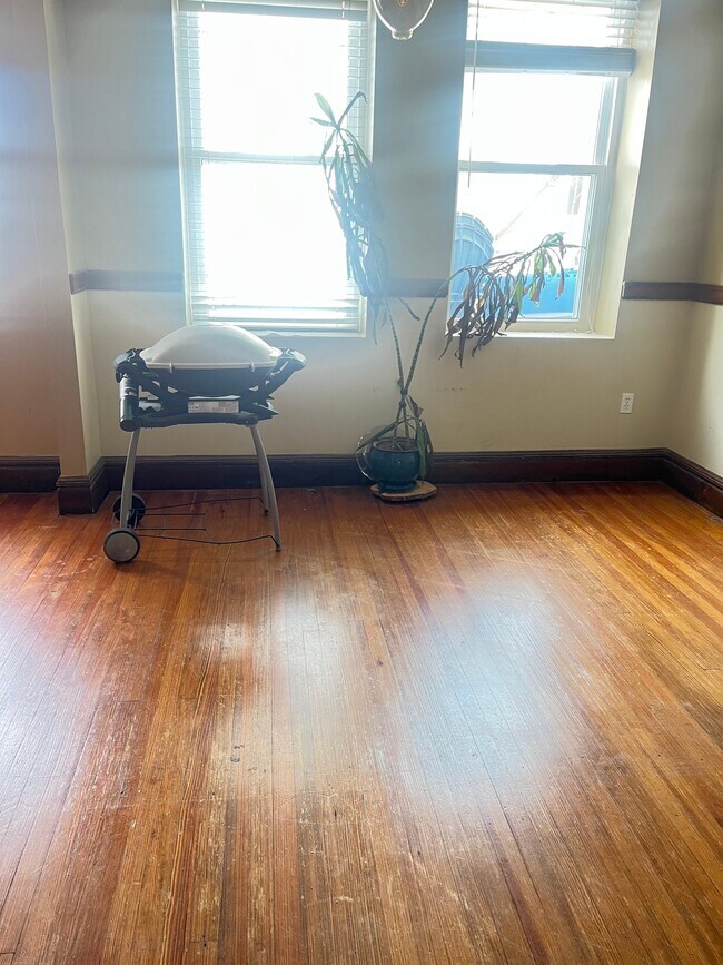 Foto del edificio - 408 Delaware St