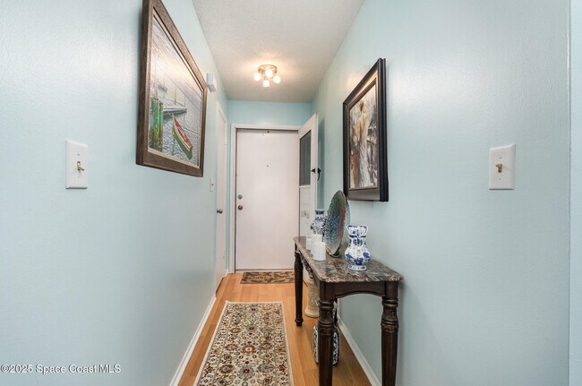Building Photo - 1047 Small Ct