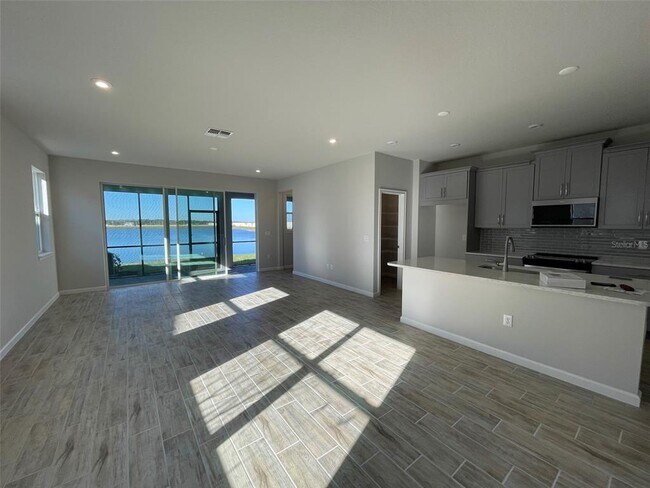 Foto del edificio - 2423 Arbor Wind Dr