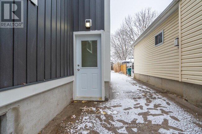 Photo du bâtiment - 159 Beech St