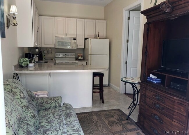 Foto del edificio - 334 W Pearson St