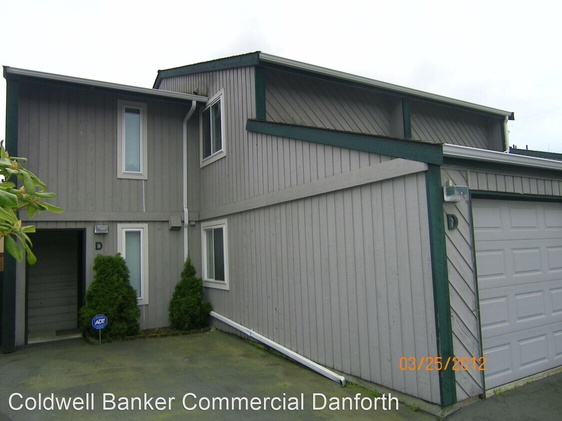 Primary Photo - 2 br, 1.5 bath House - 15930 3rd Place SW,...