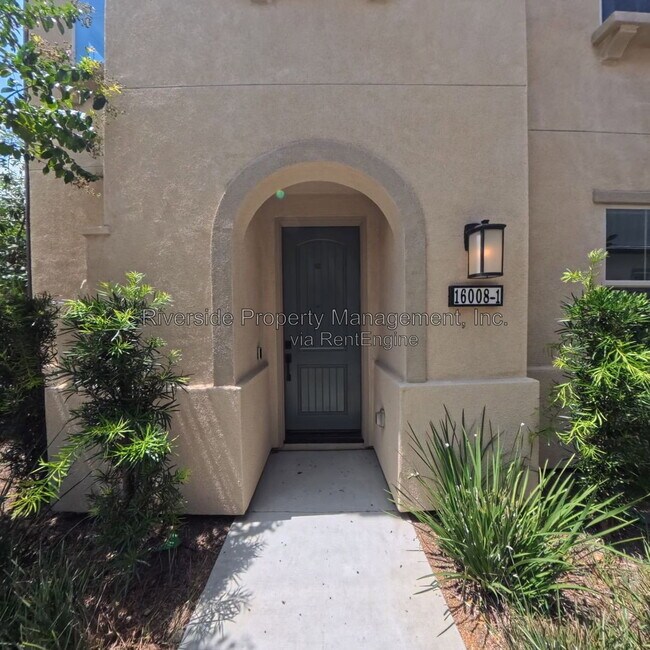 Foto del edificio - 16008 Jamie Ln