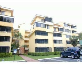 Building Photo - 8215 SW 152nd Ave