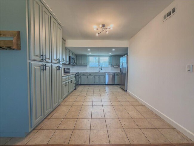 Foto del edificio - 2713 W Fir St