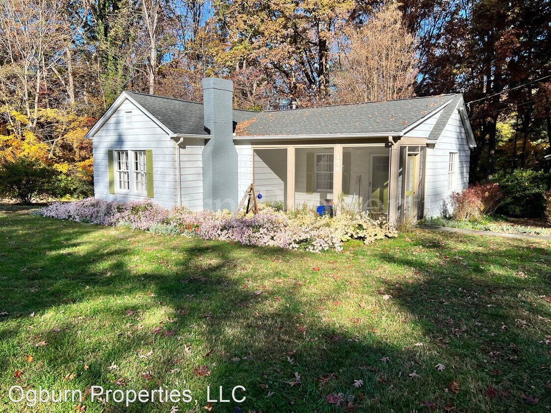 2 br, 1 bath House 159 Stanton Drive House Rental in WinstonSalem