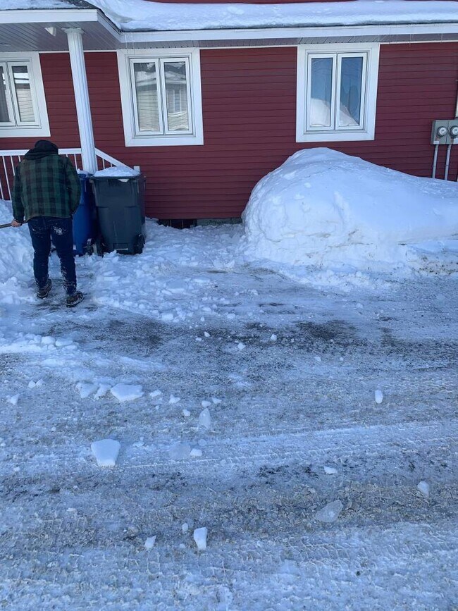 Photo du bâtiment - 711 Rue Principale