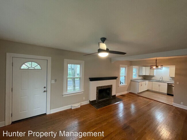 Building Photo - 3 br, 2 bath House - 1626 E Belmont St