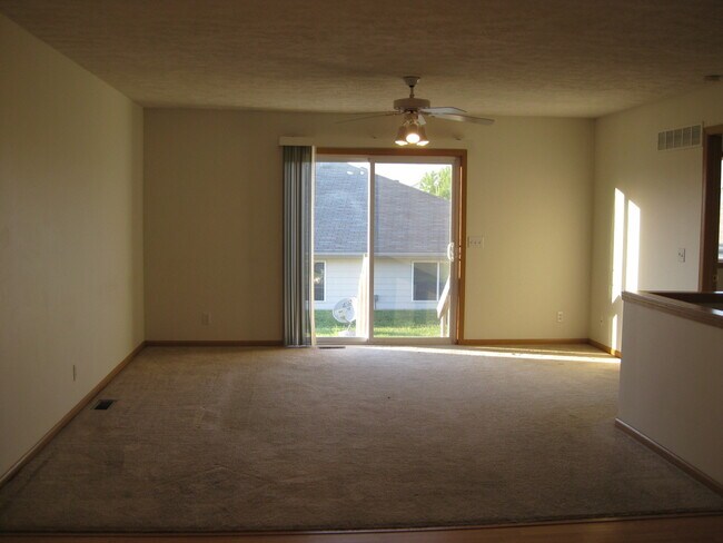 Foto del edificio - 5810 N 21st St
