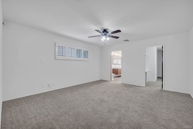 Foto del edificio - 9339 Louise Ave