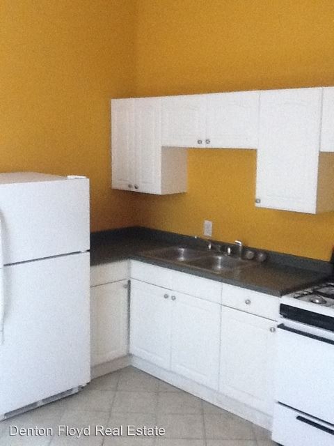 Foto del edificio - 224 E Oak St