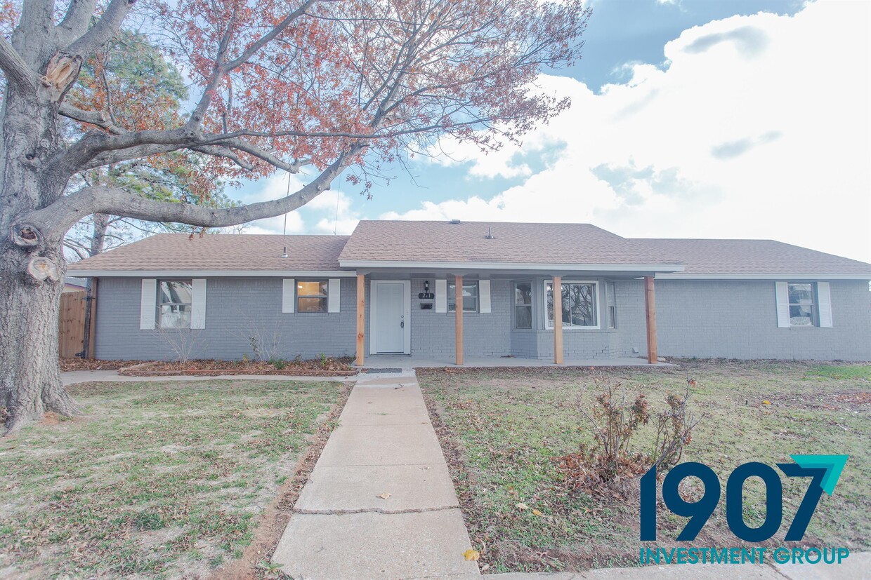 Primary Photo - 211 Shiloh Dr