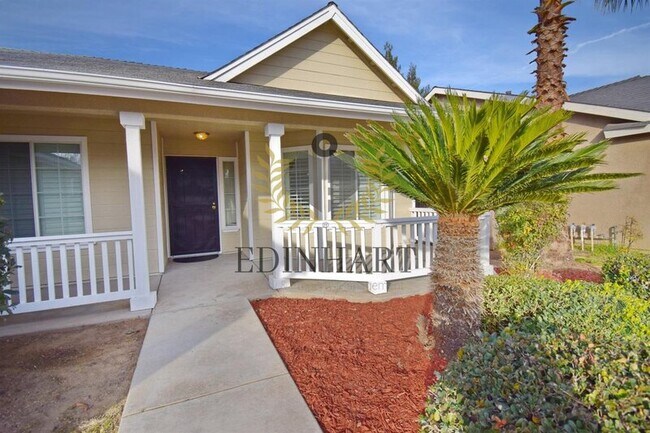 Building Photo - 5348 W Millbrae Ave