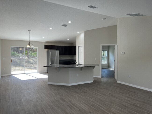 Building Photo - READY NOW! Beautiful NEW 3BR/2BA Home in S...