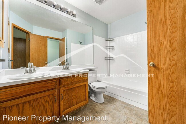 Foto del edificio - 2 br, 1.5 bath House - 9742 W Cornell Pl