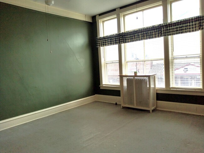 Living Room - 715 5th Ave