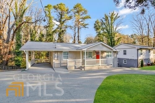 Building Photo - 4105 Kenora Dr SW