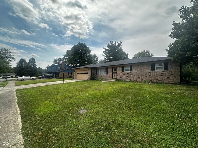 Foto del edificio - 8240 Burn Ct