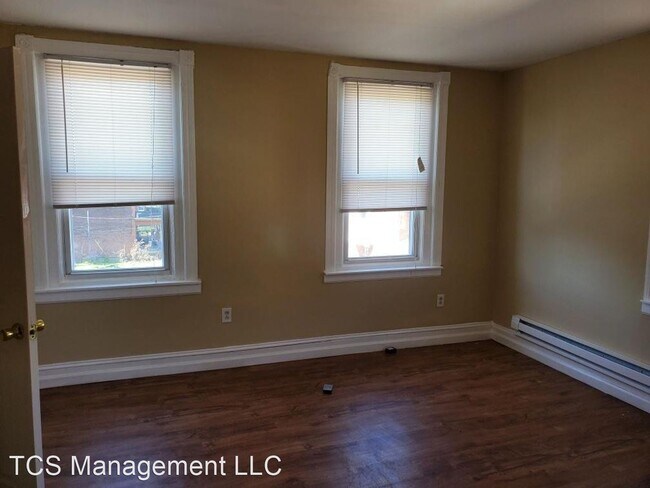 Building Photo - 2321 W Tioga St