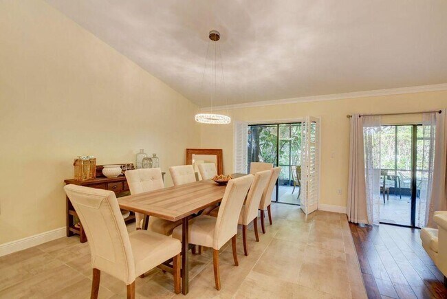 Building Photo - 23265 Boca Club Colony Cir