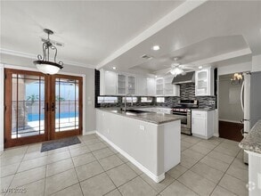 Building Photo - 595 Campus Oaks Ct