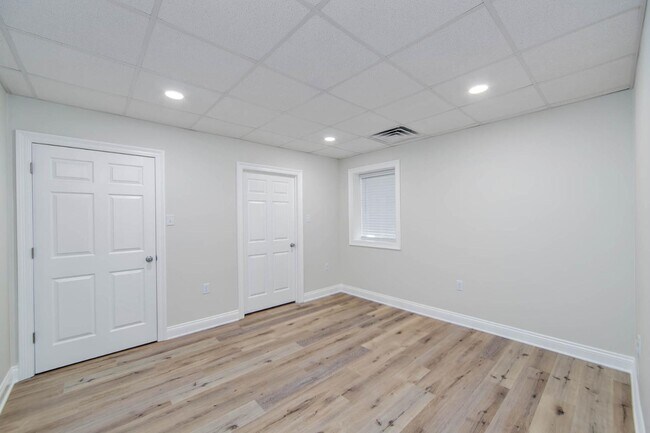 Foto del edificio - 307 Hickory St