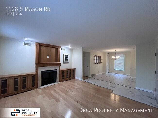 Foto del edificio - 1128 S Mason Rd