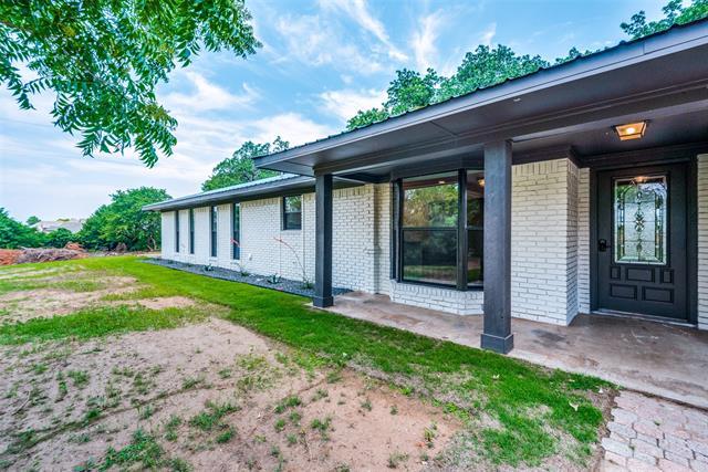 Foto del edificio - 2215 Lake Sharon Dr