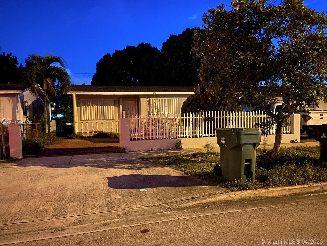120 W 18th St, Hialeah, FL 33010 House Rental in Hialeah, FL