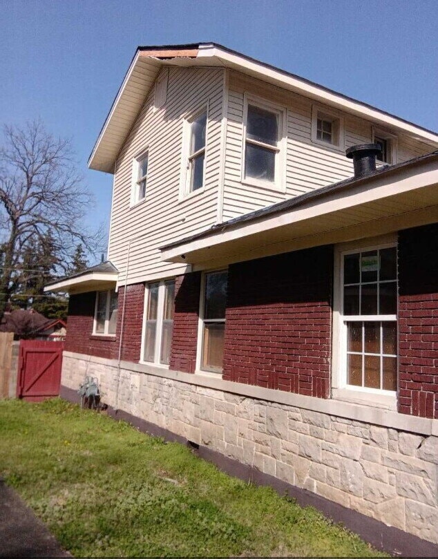 Photo - 1760 Foster Ave Apartment