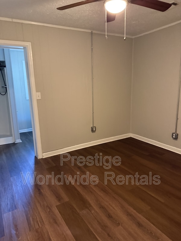 Building Photo - 3103 Head St