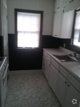 Building Photo - 21 E Kansas City St