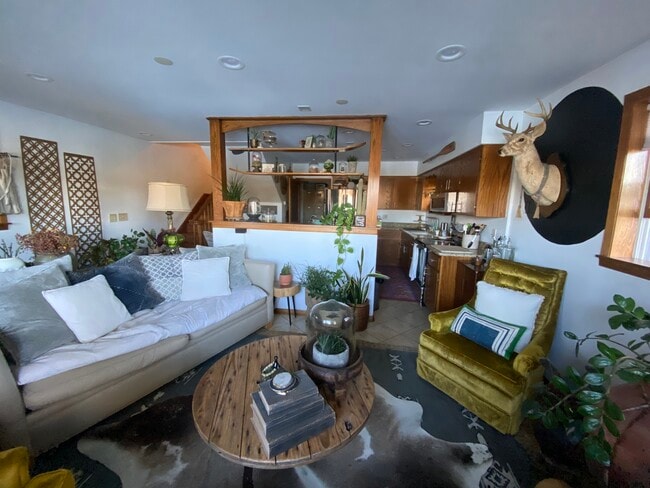 Building Photo - W342N4898 W Lindy Ln