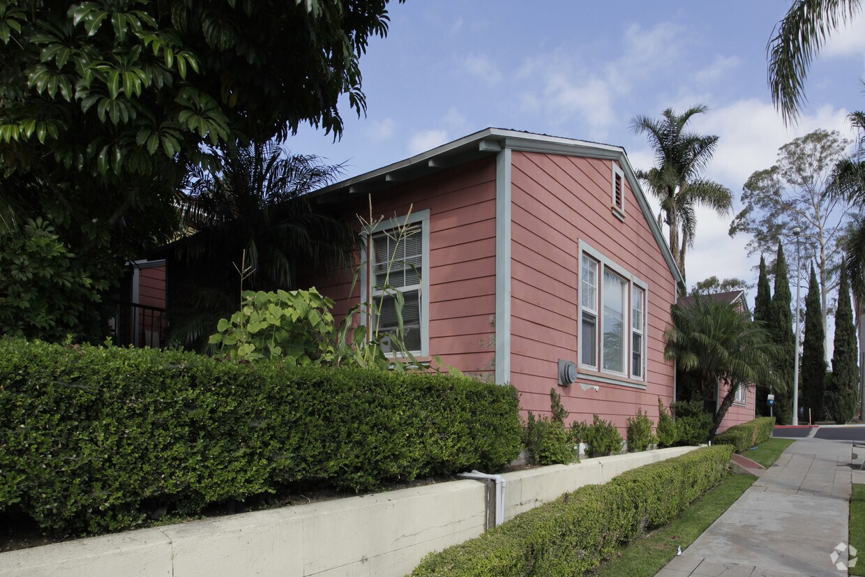 Building Photo - Historic Little Italy Bungalows
