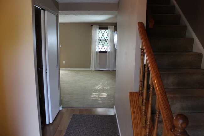Building Photo - 371 Bexley Ct