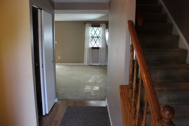 Foto del edificio - 371 Bexley Ct