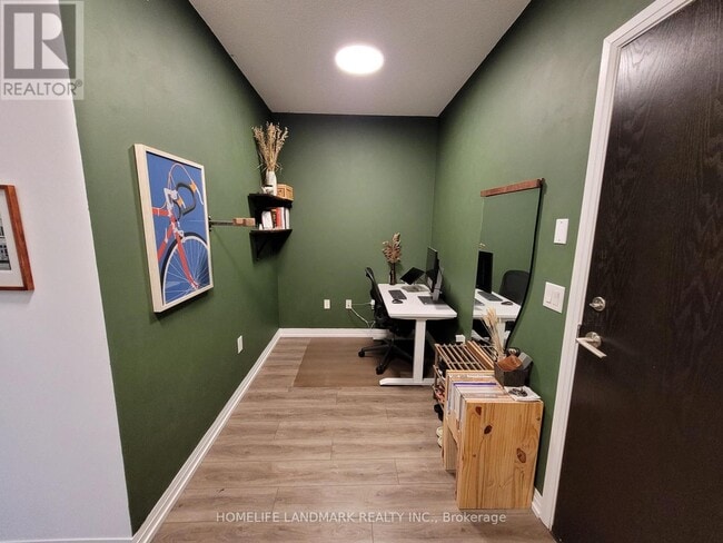 Photo du bâtiment - 1 Cole St