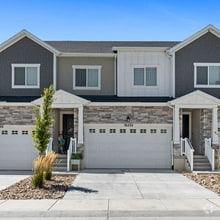 Building Photo - 16232 S Truss Dr
