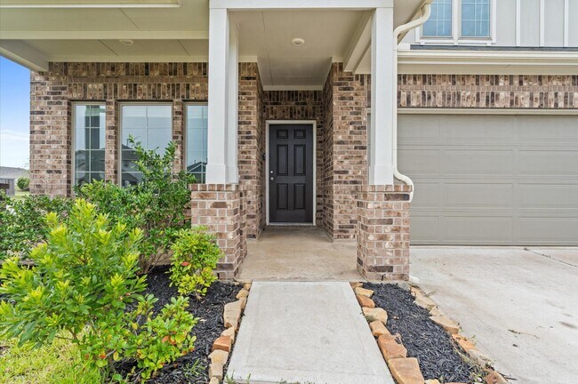 Foto del edificio - 818 Deerhurst Ln