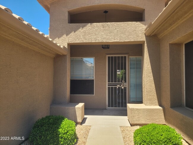 Building Photo - 4362 E Lariat Ln