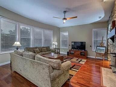 Building Photo - 13130 Sunset Point Way