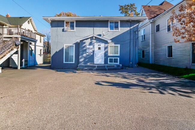 Foto del edificio - 3016 Pleasant Ave