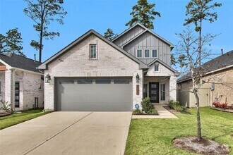Building Photo - 15206 Falco Ln