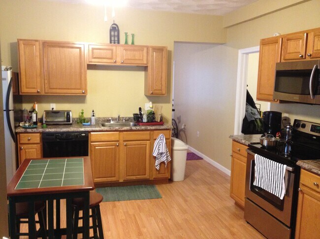 Foto del edificio - 42 Pond St