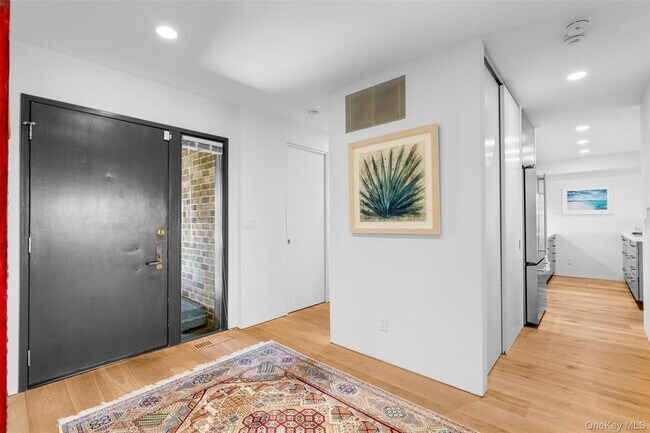 Foto del edificio - 17 Waters Edge